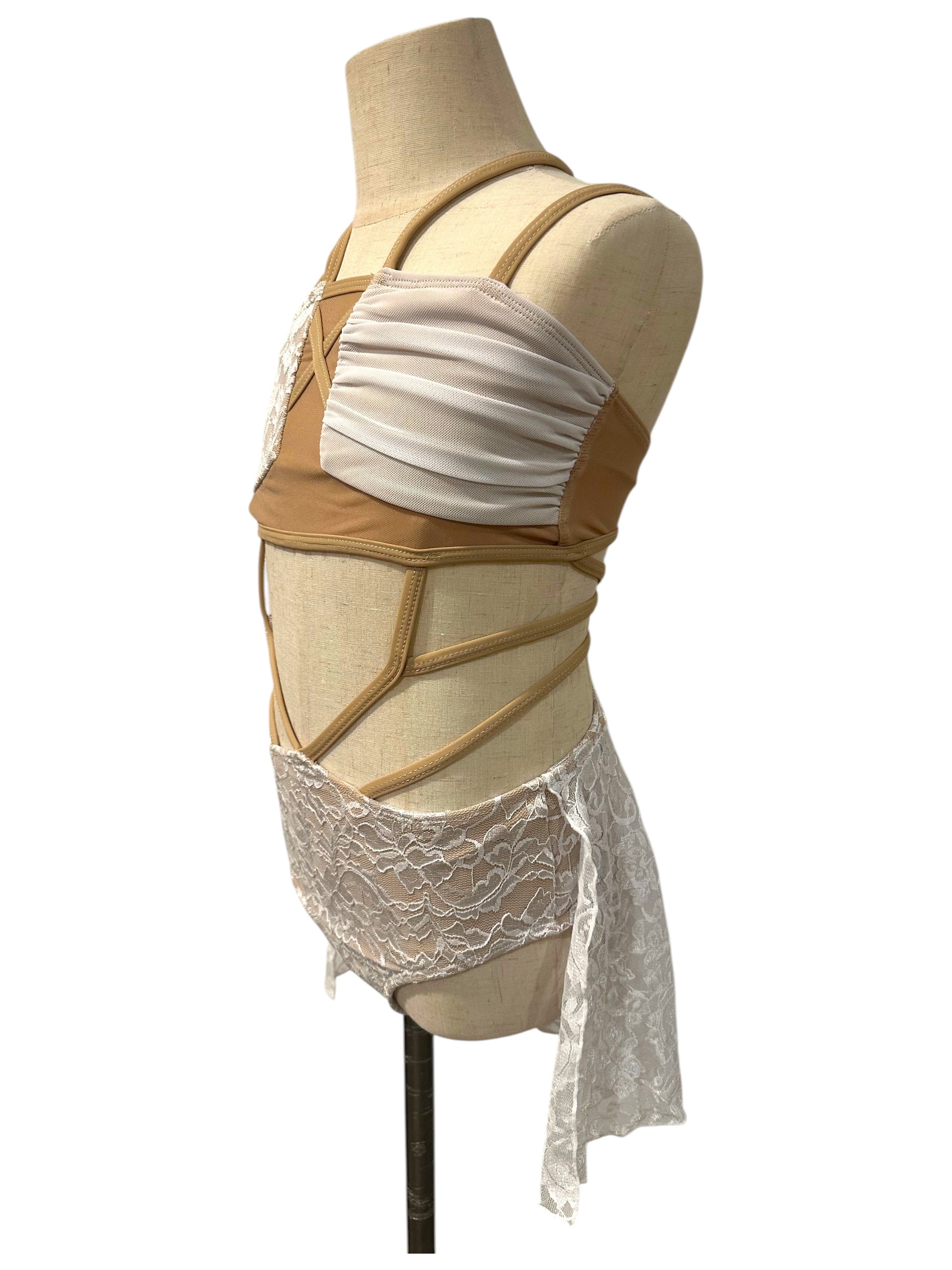 Ava Base in White Lace and Nude 